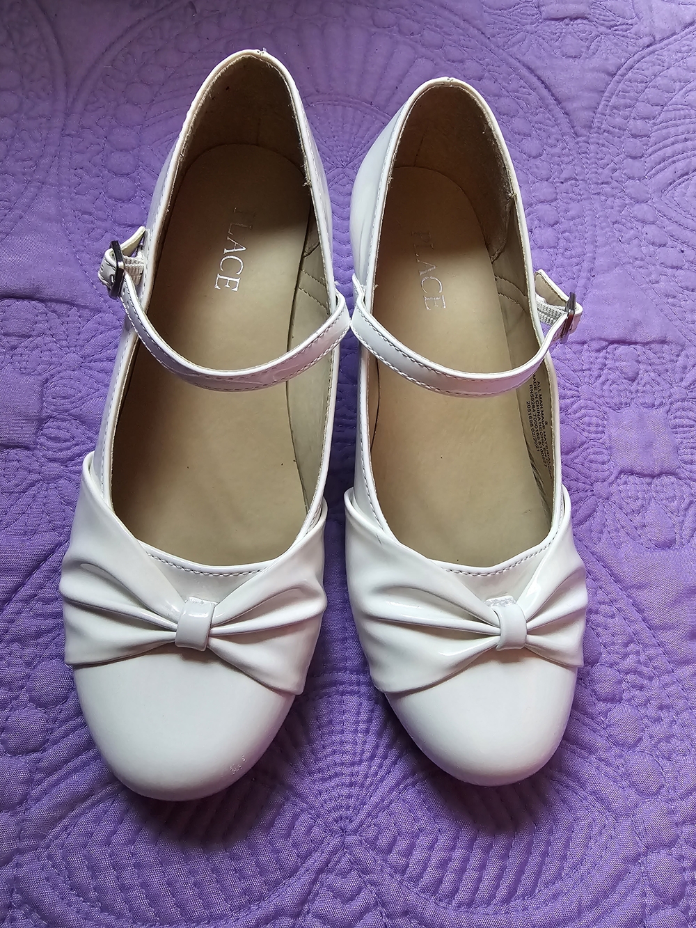 The CHILDREN'S PLACE White Bow Mary Jane Low Heels Size US 2